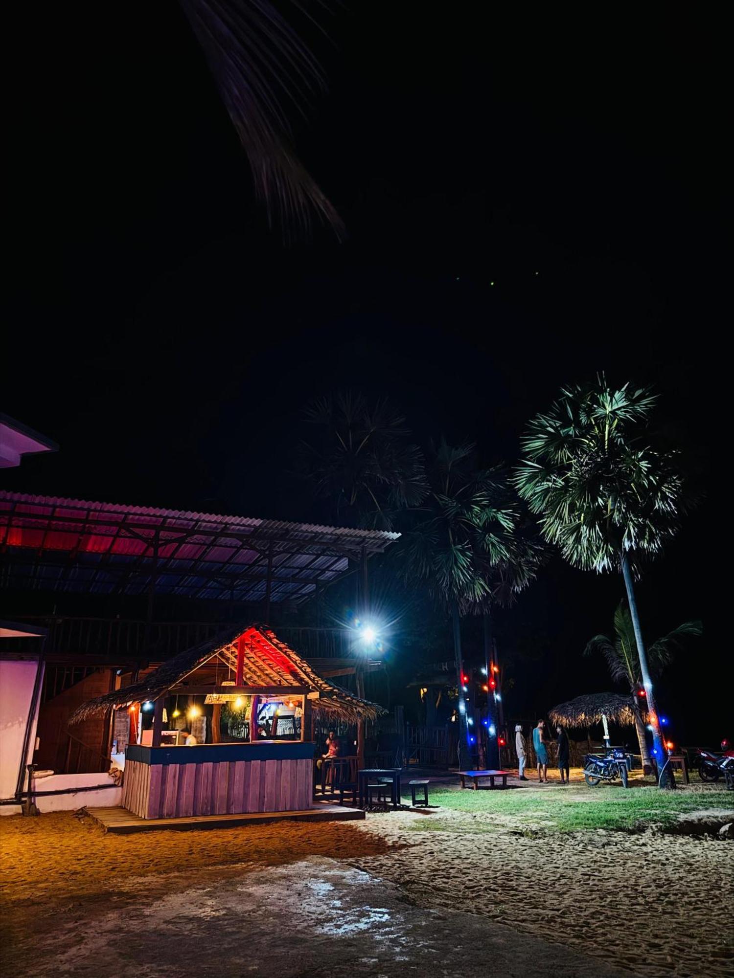 Guitar Bay Arugambay Hotel อารูกัมเบย์ ภายนอก รูปภาพ